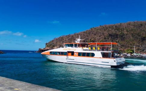 Navire Marcus Garvey - Bateau pour les Saintes | Compagnie maritime Val'Ferry en Guadeloupe